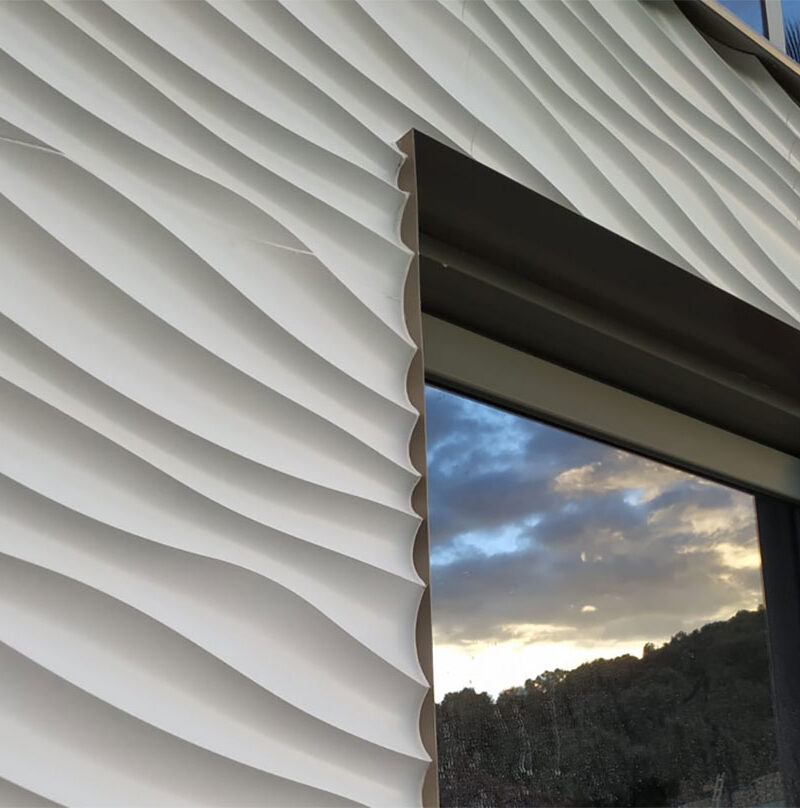 Новата серия 3D фасадни и интериорни панели на StyroDesign предлага решения за ефектен дизайн на интериорни и екстериорни площи.