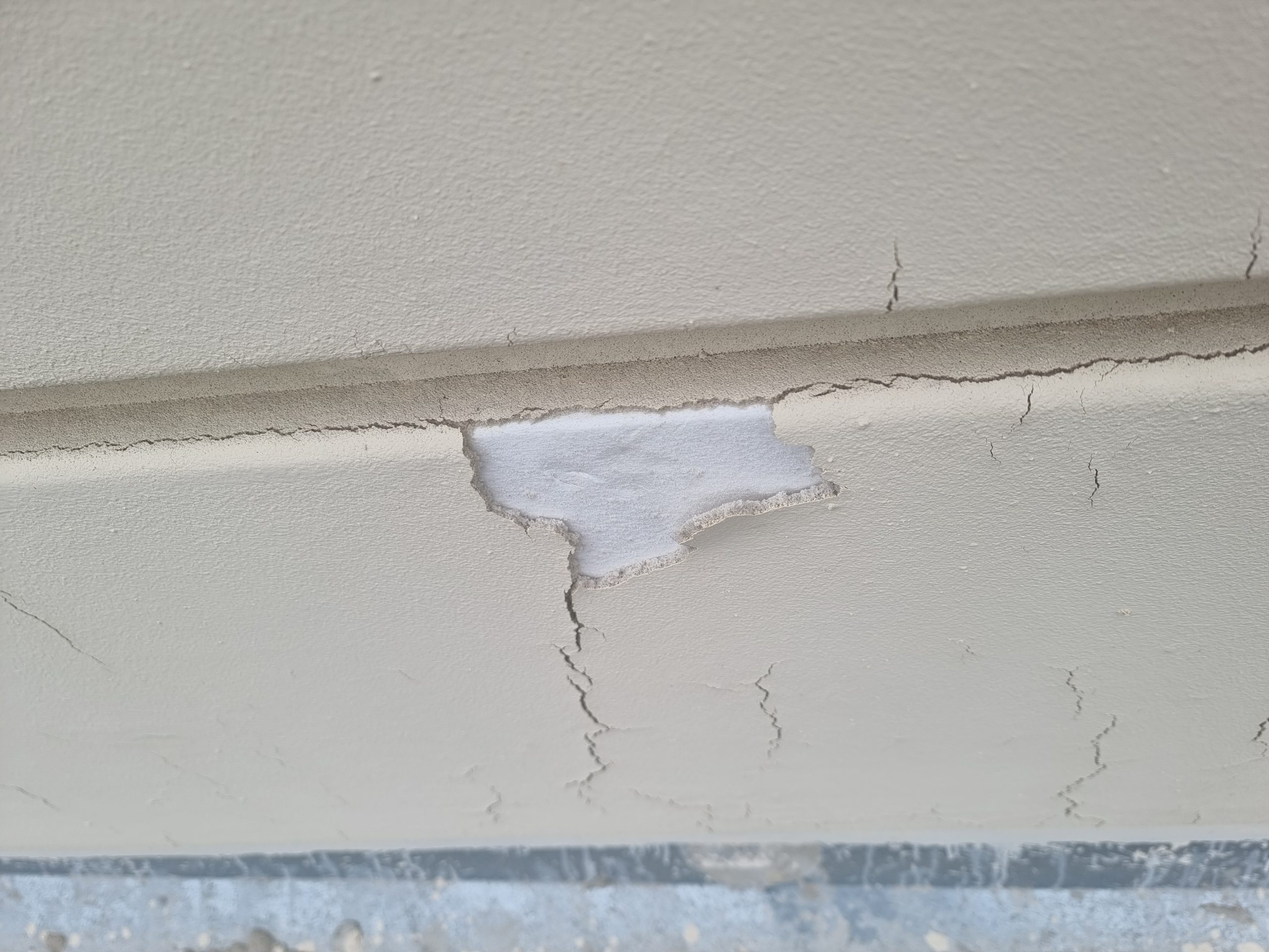 Проблем с покритието на фасадни профили